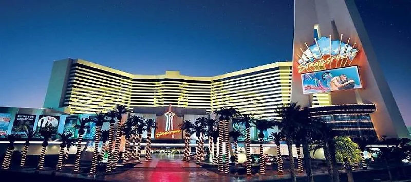 Essential Hotel By Stratosphere Las Vegas 3*,  United States